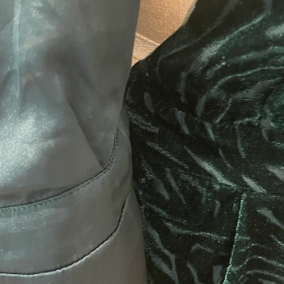 & OTHER STORIES Velvet Wrap Green Mini Dress - Picture 12 of 14